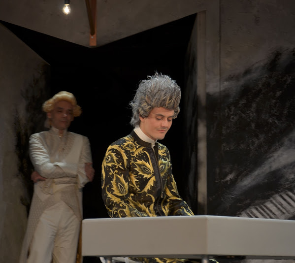 Orlai Produció's adaption of Amadeus. Photo: Bea Gergely. 