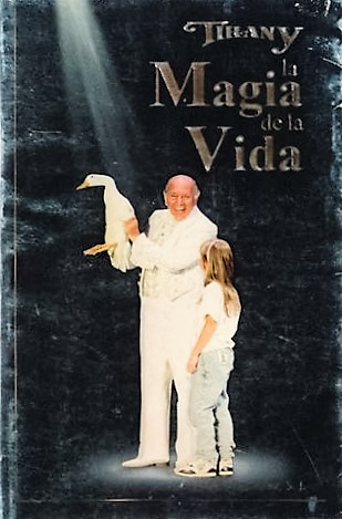 Father González’s novel about Czeisler’s life, entitled Tihany, la Magia de la Vida.