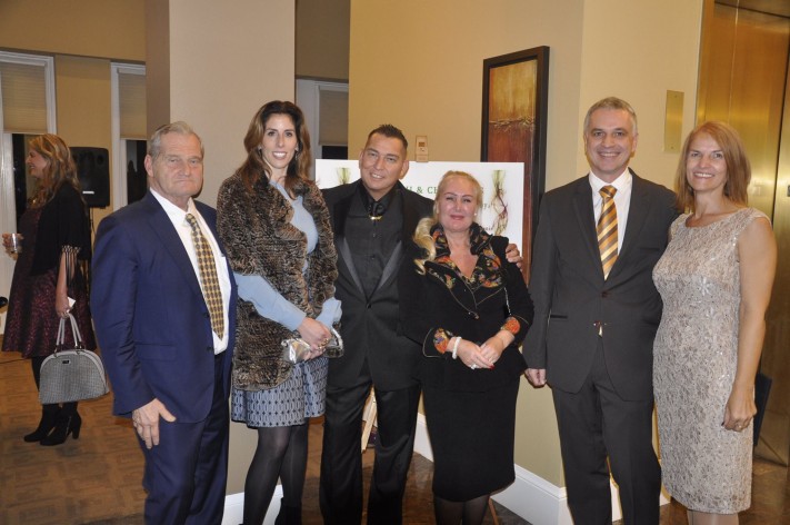 Chrismukkah Los Angeles 2016 – Consul General Tamás Széles (second from right) and Andrew Friedman (far left).