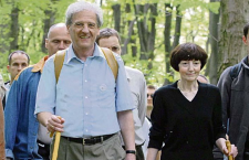 Hungary's former President, László Sólyom, seen in this MTI file photo hiking with his late wife, Erzsébet.