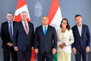 Orbán’s new pals – Stephen Harper, Lord Ashcroft and Robert Lantos